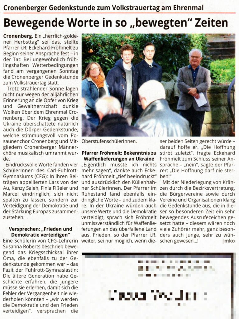 Presseartikel zu "Cronenberger Gedenkstunde zum Volkstrauertag am Ehrenmal - Bewegende Worte in so 'bewegten' Zeiten"
