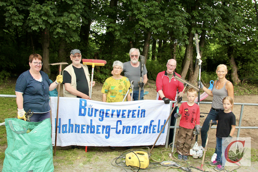 Artikelbild zu "Cronenfeld: Bürgerverein machte Trassenspielplatz wieder flott"